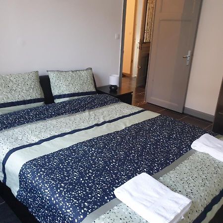 Appartement T2 Courte Duree Coup De Coeur Toute A 5 Minutes Сент Етиен Екстериор снимка